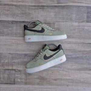 Nike Air Force 1 '07 Lv8 Green