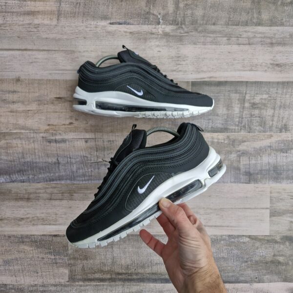 Nike Air Max 97 negra y blanca - Imagen 2