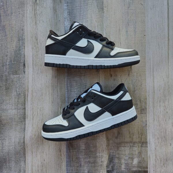 Nike Sb Dunk Low Panda