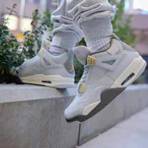 Nike  Air Jordan Retro 4 SE Craft