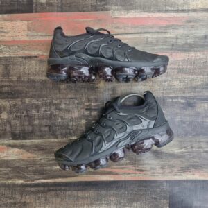 Nike Air Max Vapormax  Plus total black