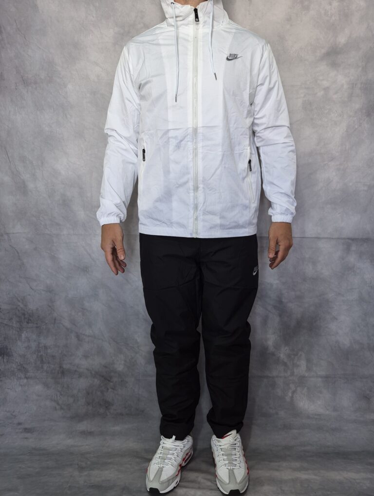 Conjunto Nike Campera Blanca Nombre Bordado en la espalda
