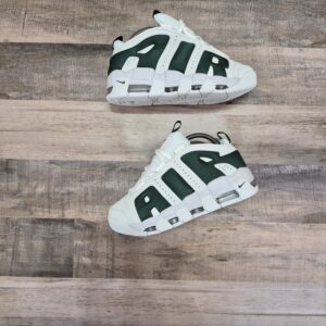 Nike Air Uptempo Low Blancas y verde
