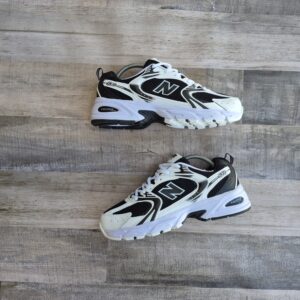New Balance 530 Blanca y Negra