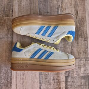 Adidas Gazelle Bold azul claro y amarillo