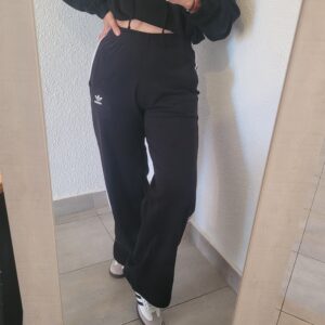 Pantalón Deportivo Palazzo Adidas - color negro con tiras blancas