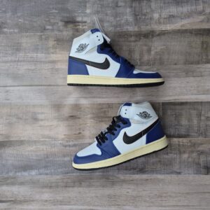 Nike Air Jordan 1 Retro High og Rare Air