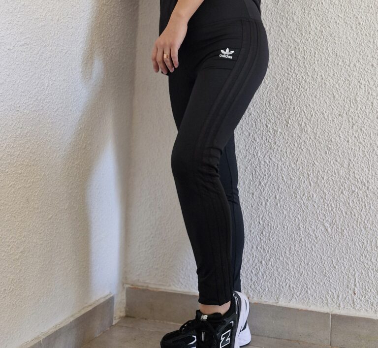 Calza Adidas tiras negras