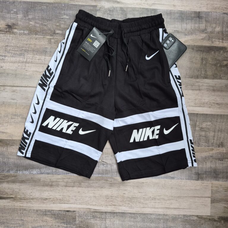 Short Nike con Bolsillos con cierre