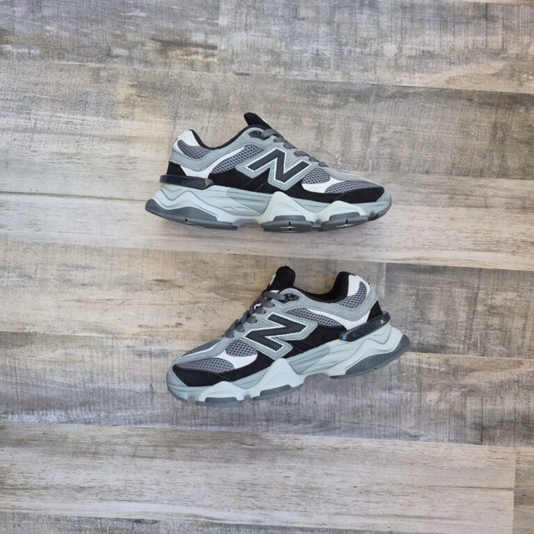 New Balance 9060 Gris y Negra