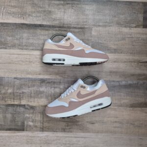 Nike Air Max 1 Platinum Violet
