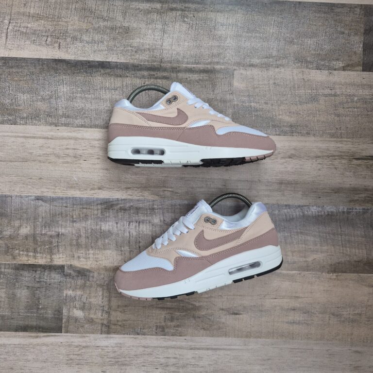 Nike Air Max 1 Platinum Violet