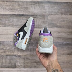Nike Air Max 1 Negra y Violeta Mujer - Thumbnail Image 4
